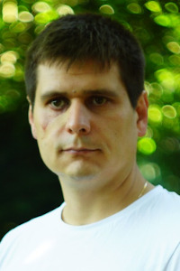 Dr Maksym Bondarenko